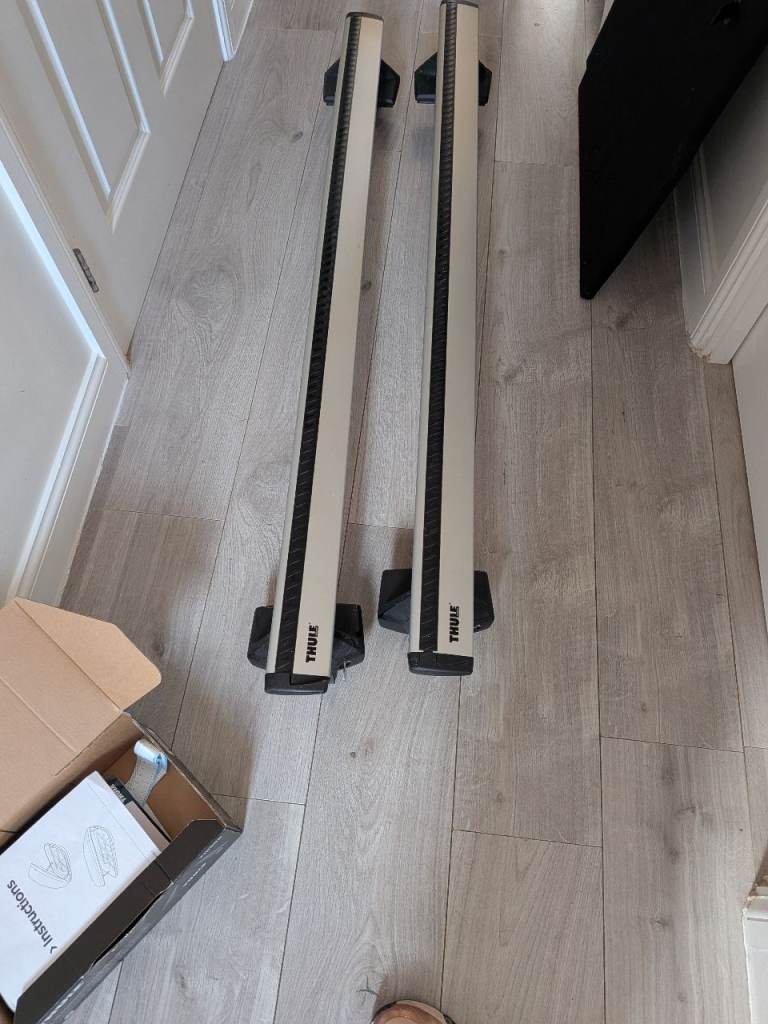 Thule Evo clamps and roof bars for Mazda CX5