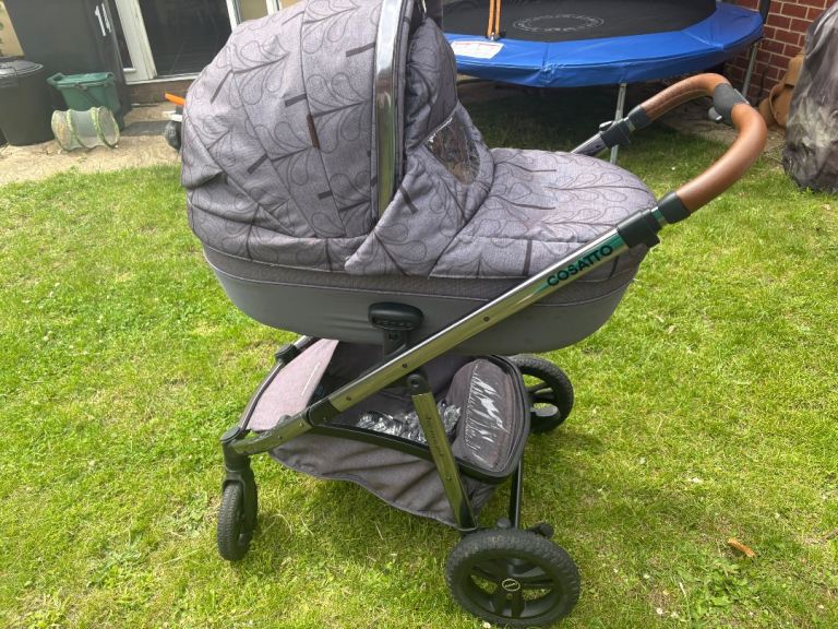 Cosatto Wow Continental Everything Bundle Fika Forest In used but good condition. 