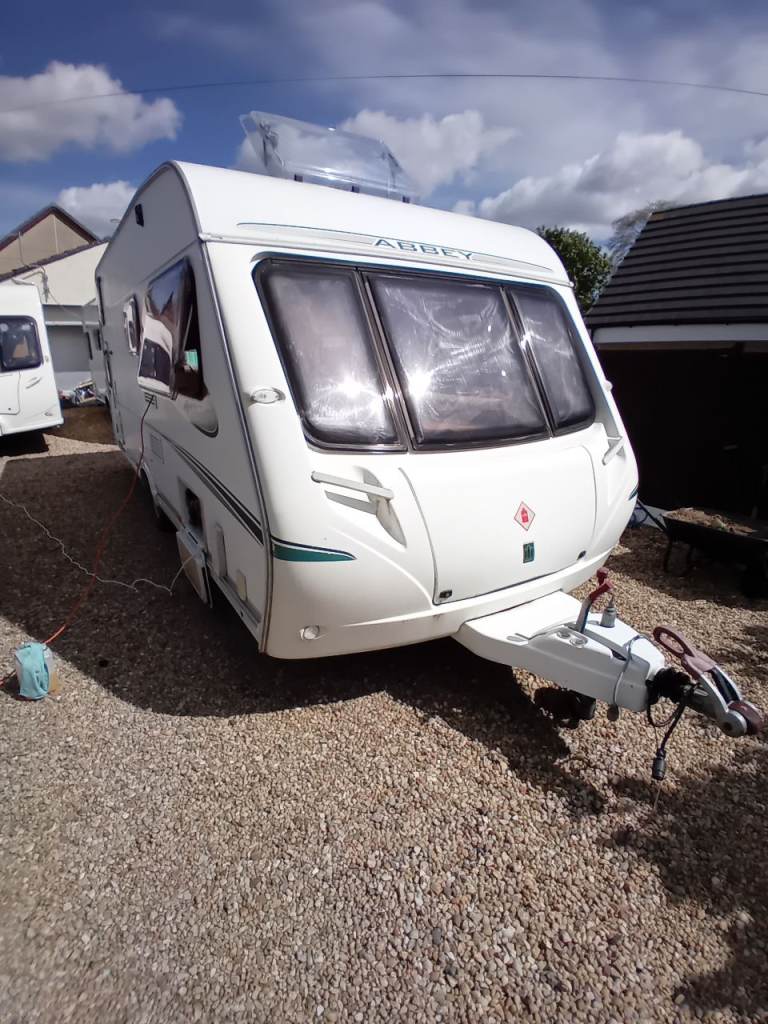 Abbey adventure 6 berth caravan 