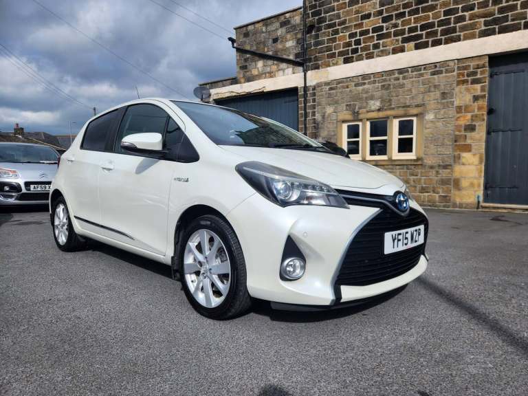 2015 Toyota Yaris 1.5 Hybrid Excel 5dr CVT HATCHBACK PETROL/ELECTRIC Automatic