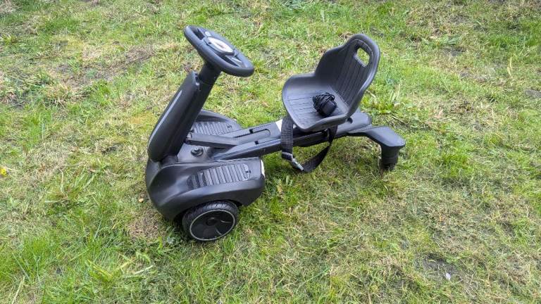 Kid's electric go-cart 
