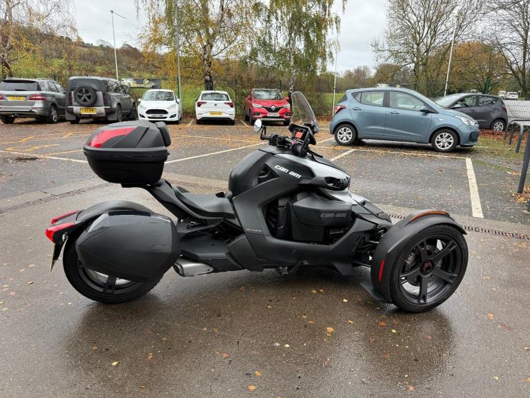 2019 CAN-AM RYKER 900cc fully automatic Spyder trike with Handbraking adaption S
