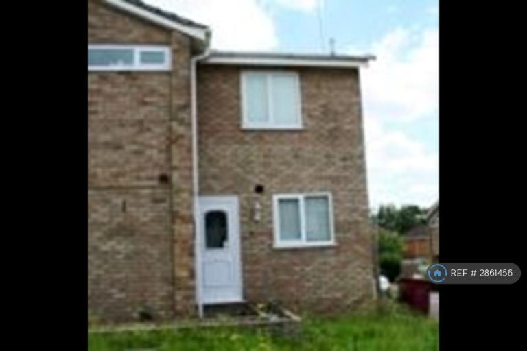 1 bedroom flat in Harlech Avenue, Caversham, Reading, RG4 (1 bed) (#2861456)