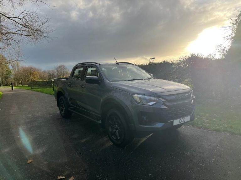 November 2025 Isuzu D-Max 1.9 V-Cross Steel Edition (163) Double Cab Automatic