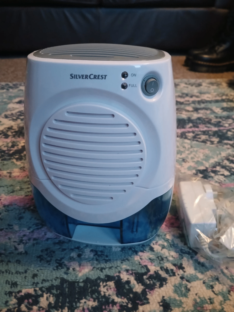 SilverCrest Small Dehumidifier – Blue & White