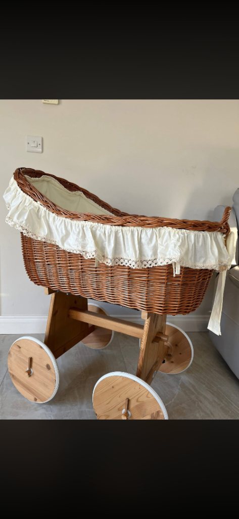 Wicker Moses basket