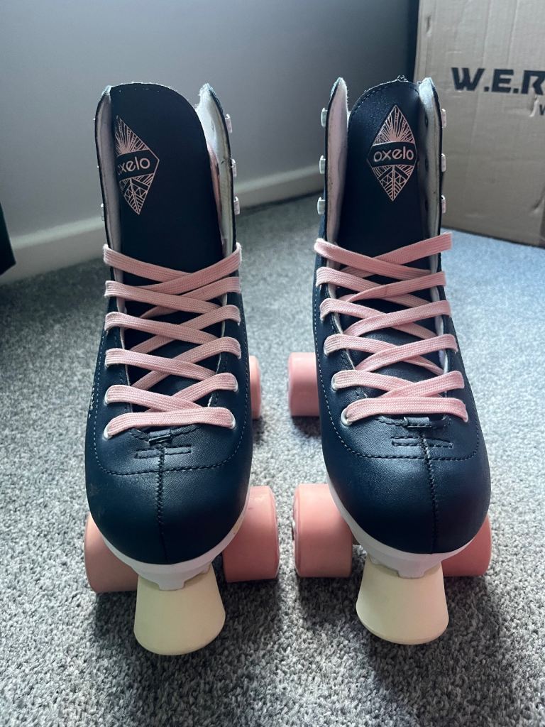 Oxelo Roller Skates