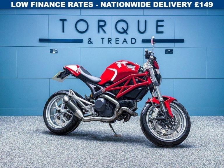 2010 10 DUCATI MONSTER 1100 1078CC - LOW MILES - FULL SPEC