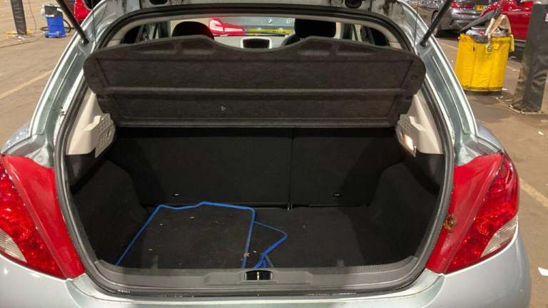 2011 Peugeot 207 1.4 VTi Sport [95] 5dr HATCHBACK PETROL Manual