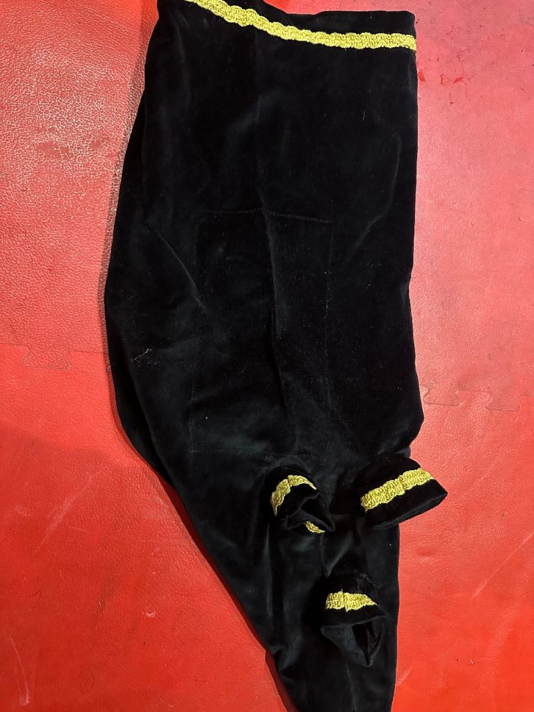 Black velvet bagpipe cover