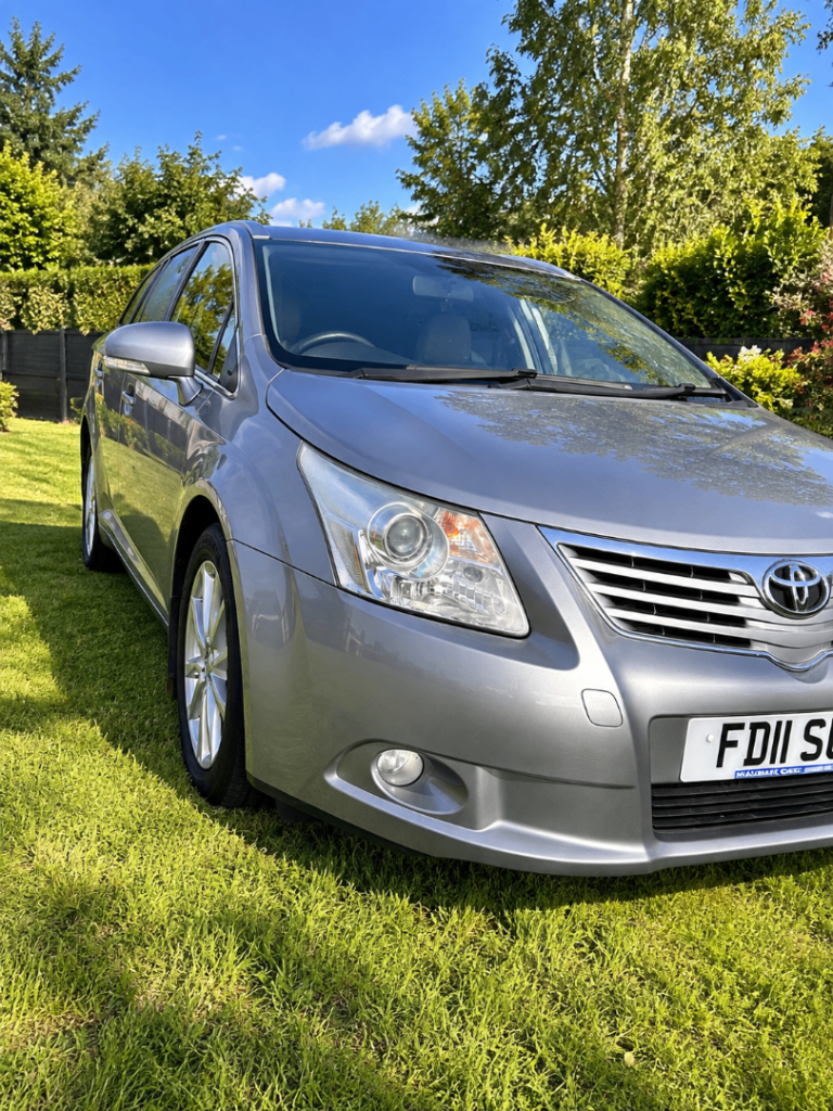 Toyota, AVENSIS, Estate, 2011, Manual, 1798 (cc), 5 doors