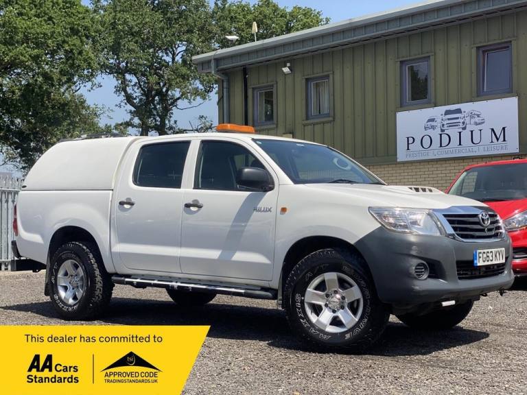 2013 Toyota Hilux 2.5 D-4D HL2 4WD Euro 5 4dr Pickup Diesel Manual