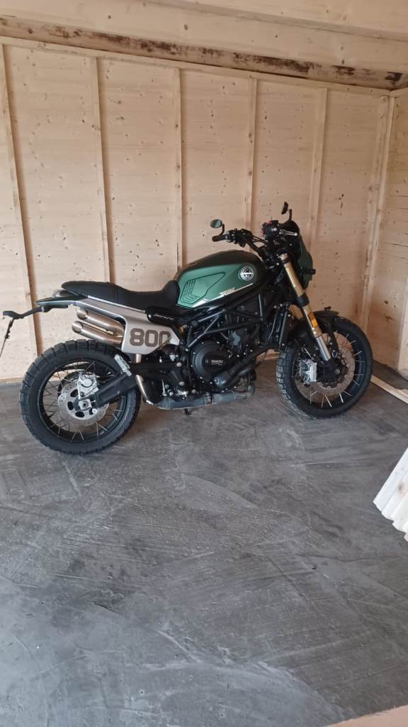 Benelli, LEONCINO, 2023, 754 (cc) VERY LOW MILES