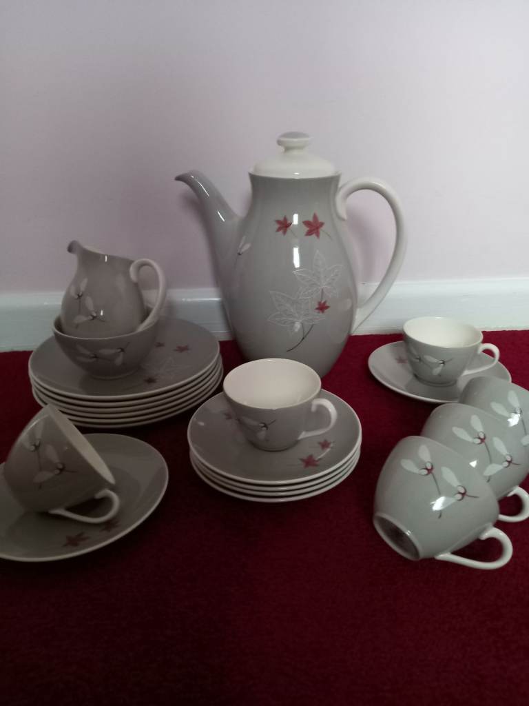 Royal Doulton coffee Pot & set
