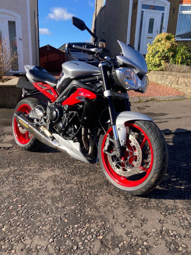 Triumph, STREET, 2015, 675 (cc)