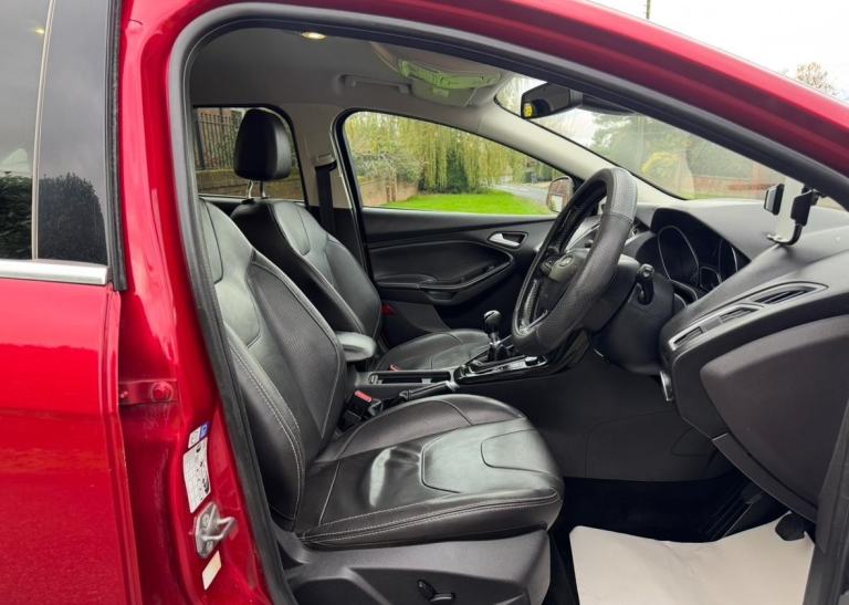 2015 (65) FORD FOCUS 1.5 TDCi TITANIUM ESTATE FULL FORD HISTORY INC CAMBELT WOW!