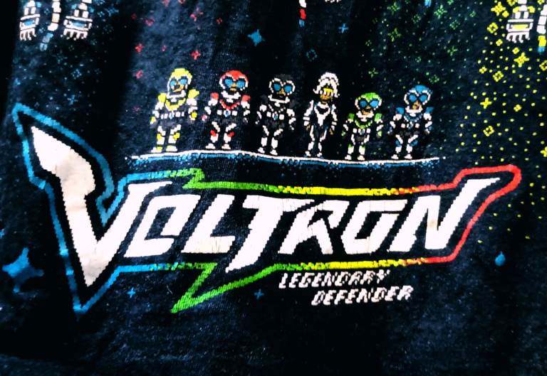 Voltron Legendary Defender T-Shirt / Hoodie – Black, Good Condition