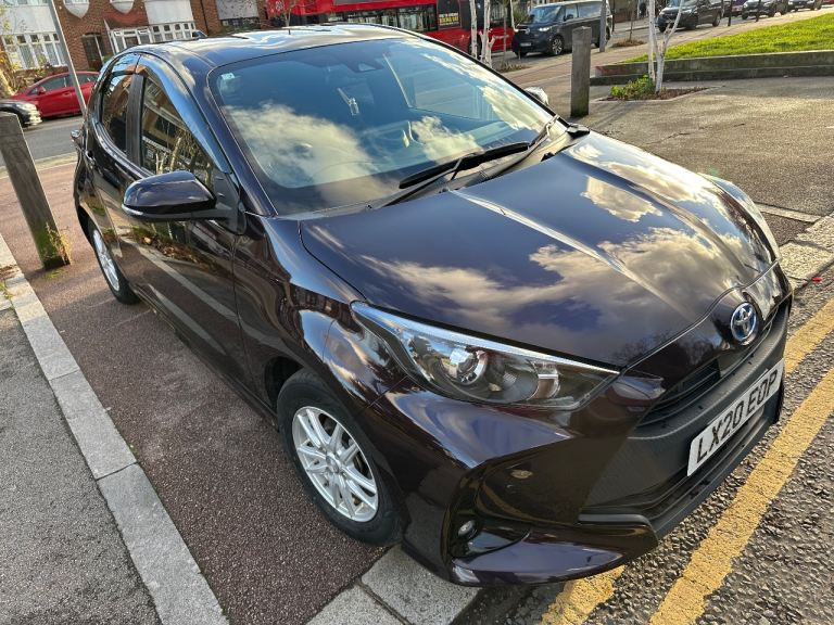 TOYOTA YARIS Hybrid 2020