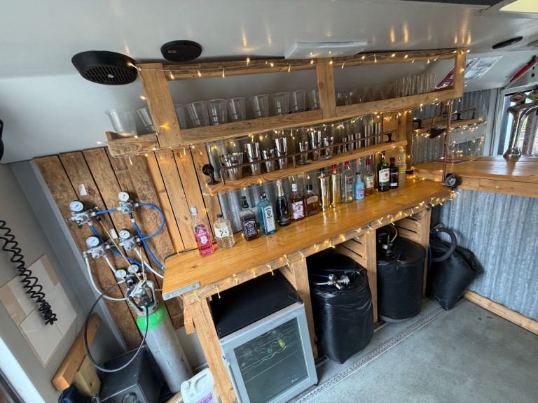MOBILE BAR BUSINESS 