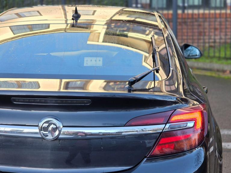 2013 Vauxhall Insignia 2.0 CDTi ecoFLEX Design Nav 5dr [Start Stop] HATCHBACK DIESEL Manual