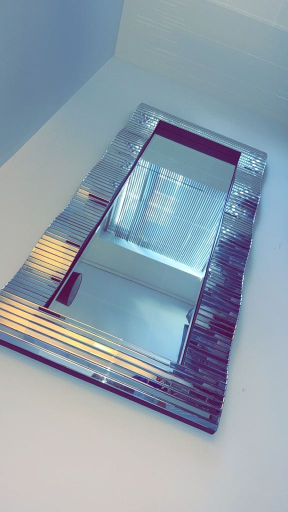 XL mirror 