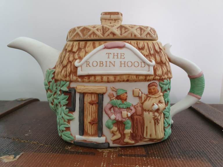 Vintage Robin Hood Teapot