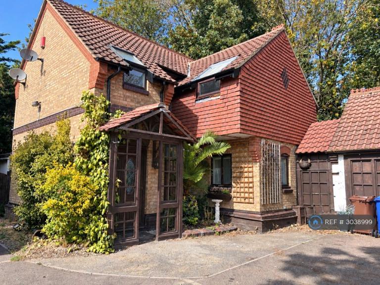 4 bedroom house in Argent Street, Grays, RM17 (4 bed) (#3038999)