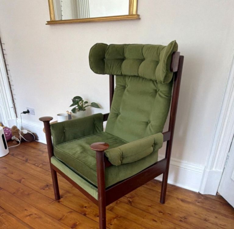 Vintage Mid-Century Green Velvet Armchair / Lounge Chair