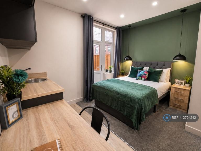 1 bedroom in Aylestone Road, Leicester, LE2 (#2794242)