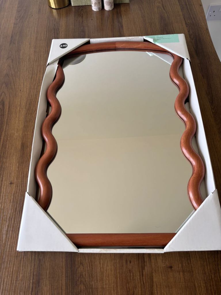 Brand New wiggle wall Mirror