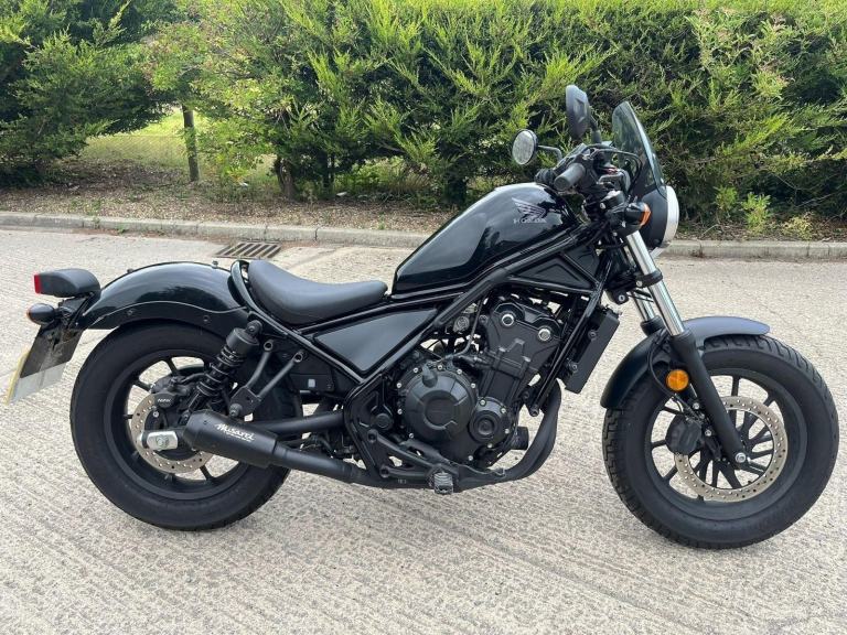 2017 17 HONDA CMX 500 A-X REBEL CMX500 CRUISER BOBBER 4k MILES ONLY NEW MOT