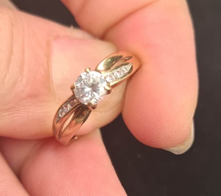 9ct Yellow Gold Ring 1.75g  Size L. Price Based on Today’s Gold Rate