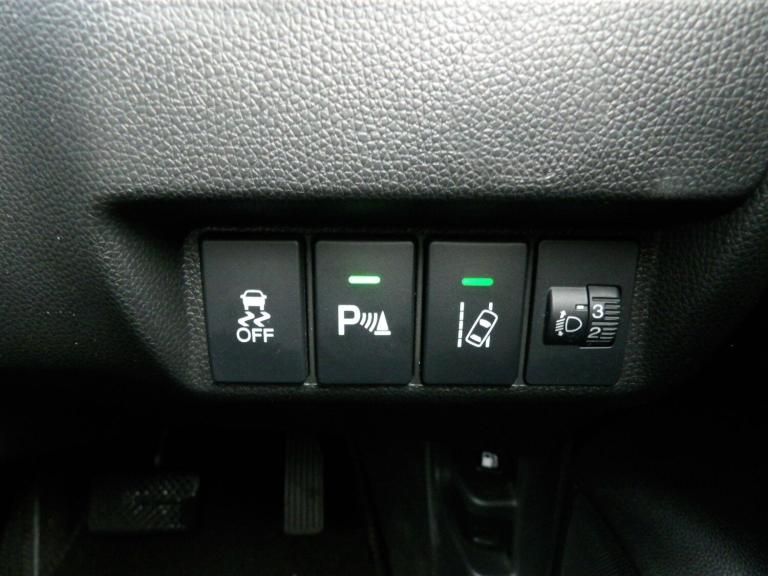 2020 Honda Jazz 1.3 i-VTEC SE Hatchback 5dr Petrol CVT Euro 6 (s/s) (102 ps) HATCHBACK Petrol Aut...