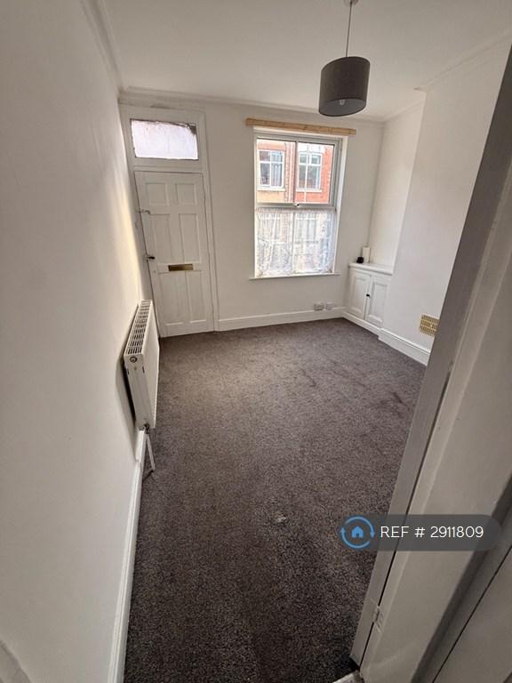 2 bedroom house in Stuart Street, Leicester, LE3 (2 bed) (#2911809)