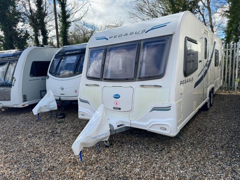 2011 Bailey Pegasus Bologna Twin Axel