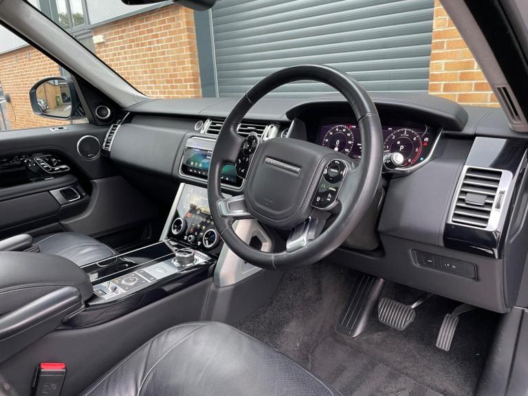 2018 Land Rover Range Rover 4.4 SDV8 Autobiography 4dr Auto ESTATE Diesel Automatic