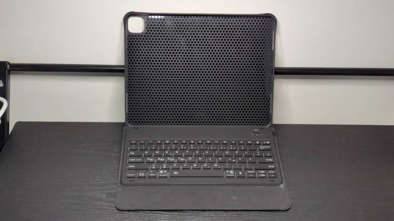 Inateck Bluetooth Keyboard Case KB02006 for iPad Pro 12.9" (3rd & 4th Gen) – German Layout