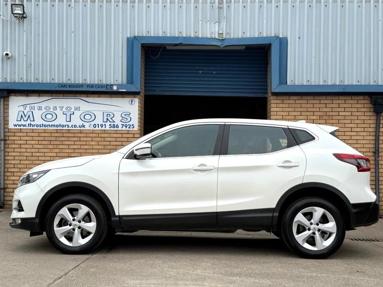 ** GREAT VALUE ** 2018 (68) Nissan Qashqai 1.5 dCi Acenta Premium 5 dr hatchback