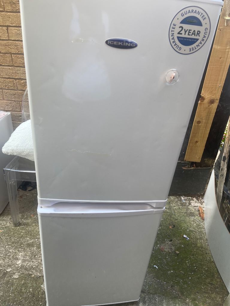 Fridge freezer 