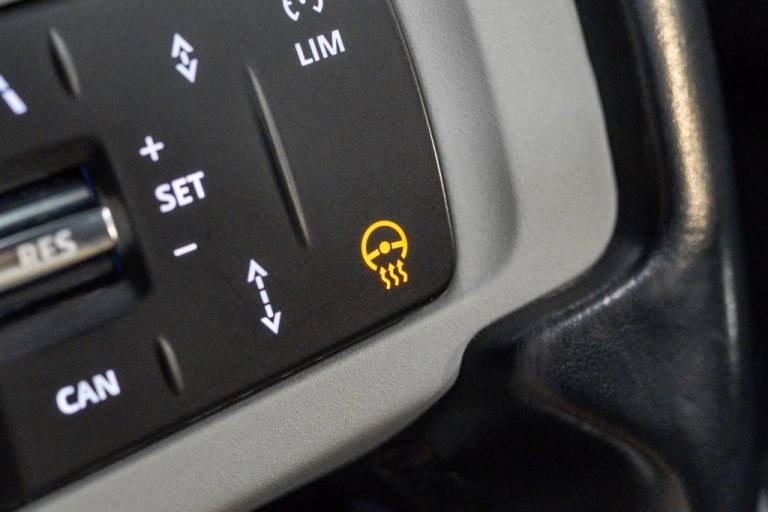 2021 Land Rover Defender 3.0 D300 MHEV X-Dynamic HSE SUV 5dr Diesel Auto 4WD Euro 6 (s/s) (300 ps...