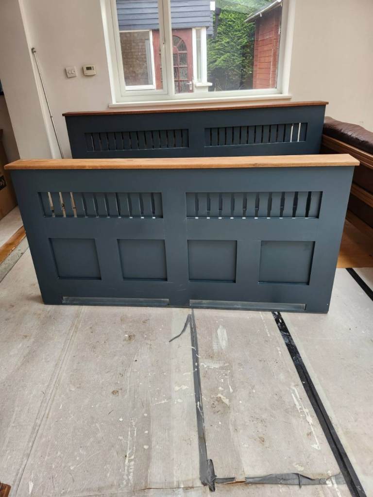 Wooden radiator cover