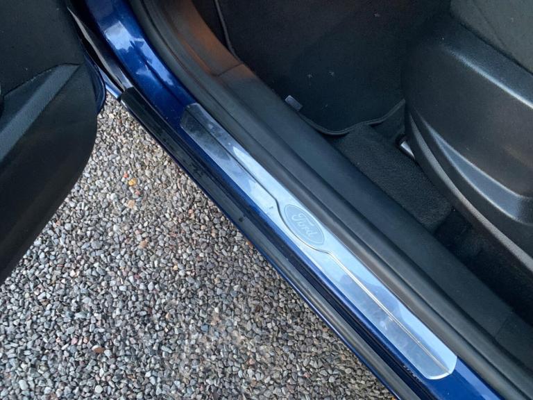 2011 Ford S-Max 2.0 TDCi Titanium Powershift Euro 5 5dr MPV Diesel Automatic