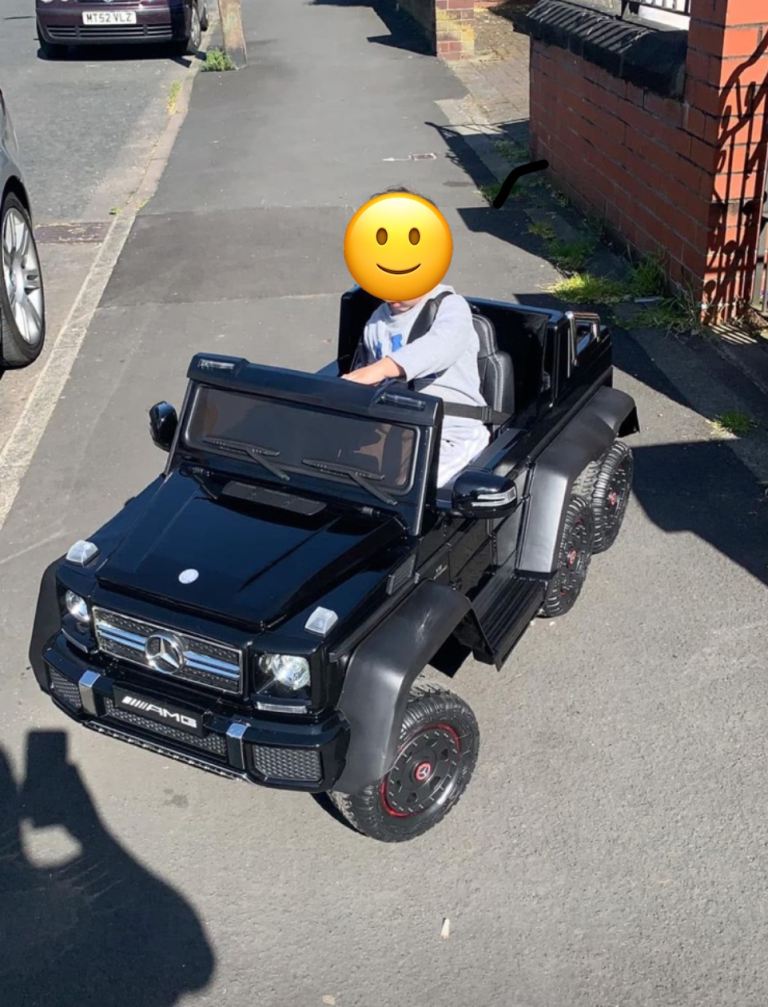 Licensed Mercedes Benz G63 6 x 6 with Adult Seat