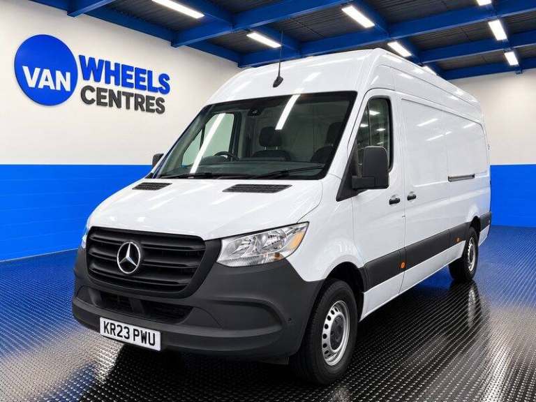 Mercedes-Benz Sprinter 2.0 315 CDI Progressive Panel Van 5dr Diesel Manual RWD L3 H2 Euro 6 (s/s)...
