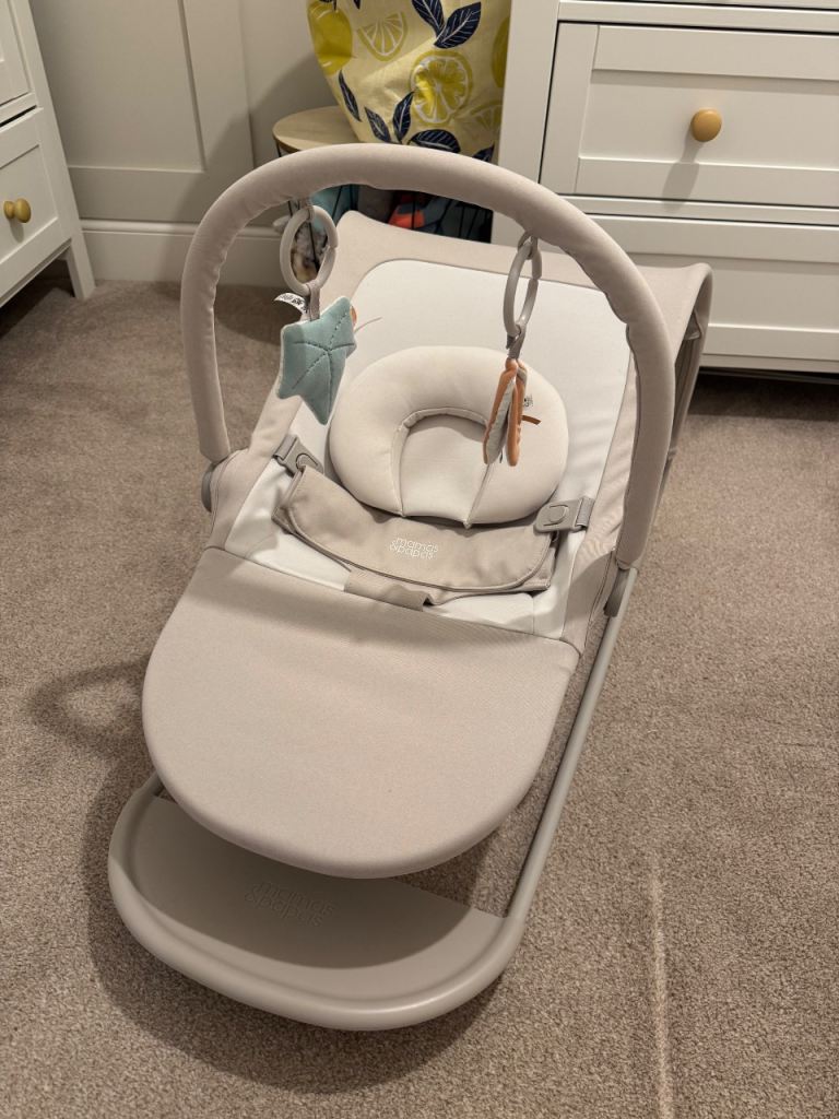 Mamas and papas baby bouncer