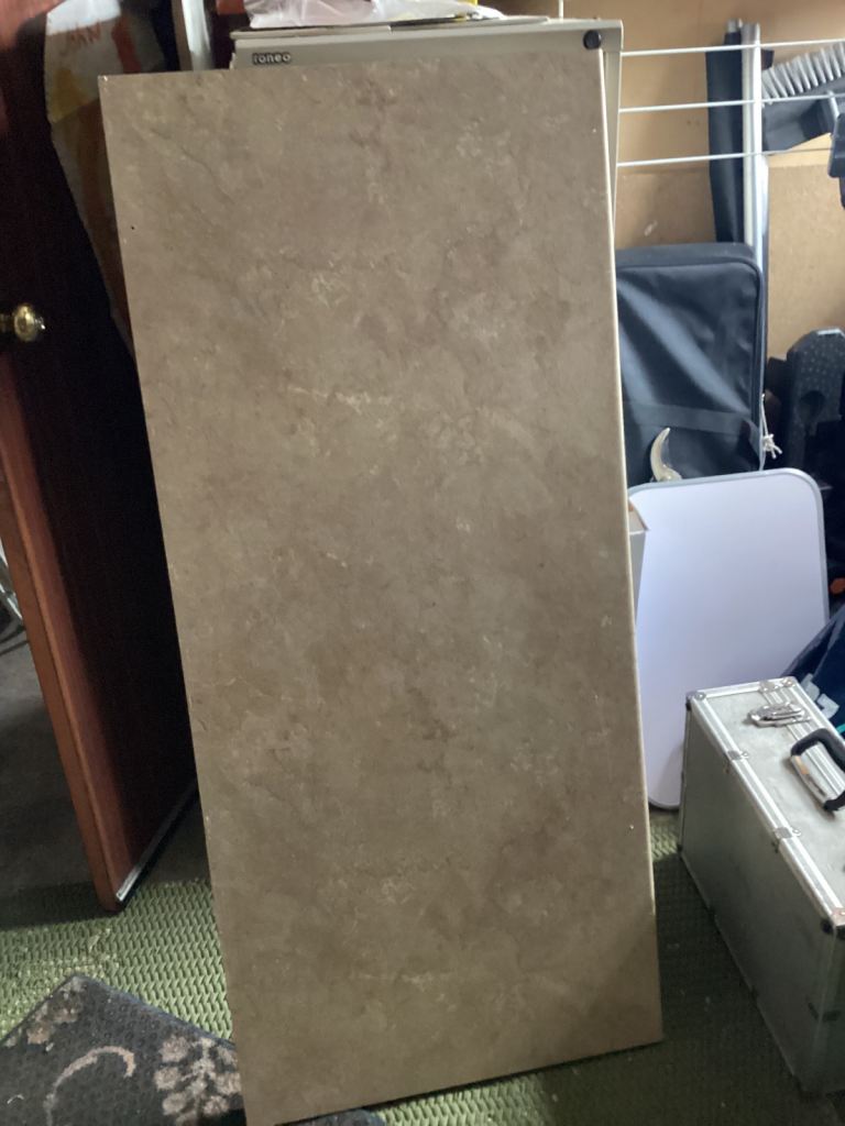 Work Top.  - in excellent condition.  Surplus to my work.