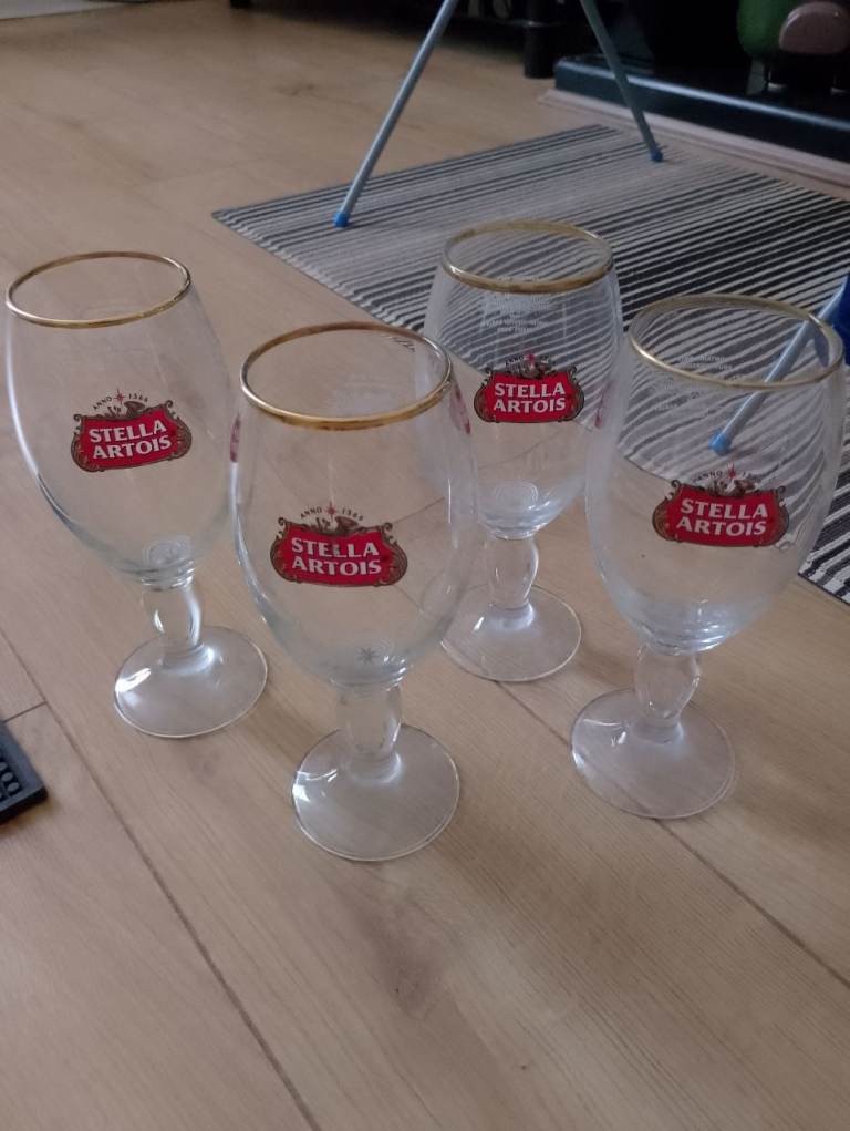 Set of 4 Stella Artois Chalice Glasses – Good Condition