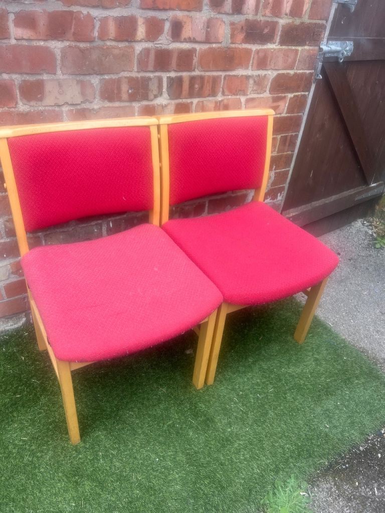 Free chairs 