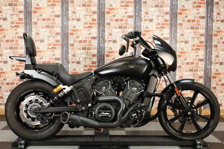 2023 INDIAN SCOUT BOBBER ROGUE - 11,945 MILES, 1 OWNER. FREEDOM EXHAUST, OHLINS!