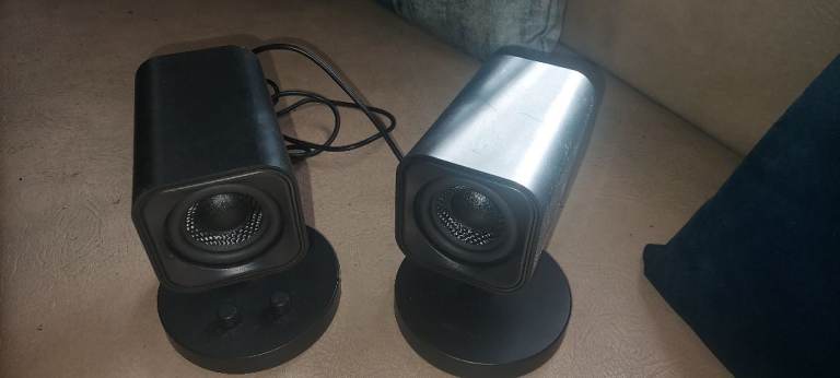 Gaming speakers 